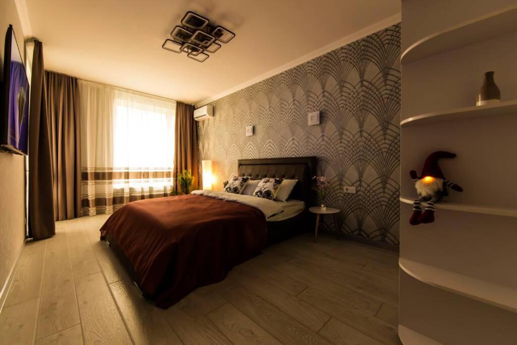 Новые Светлые Апартаменты Метро Славутич Kiev Exterior foto